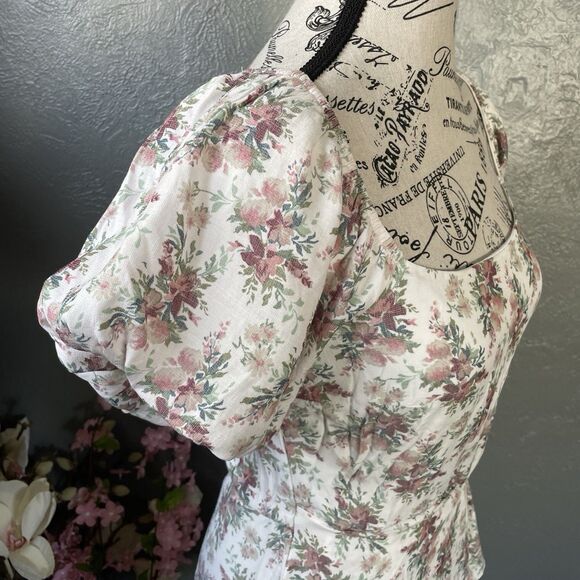 Trixxi Women's A-Line Puff Sleeve Mini Wrap Dress Size M Floral Off-Shoulder - Picture 6 of 11